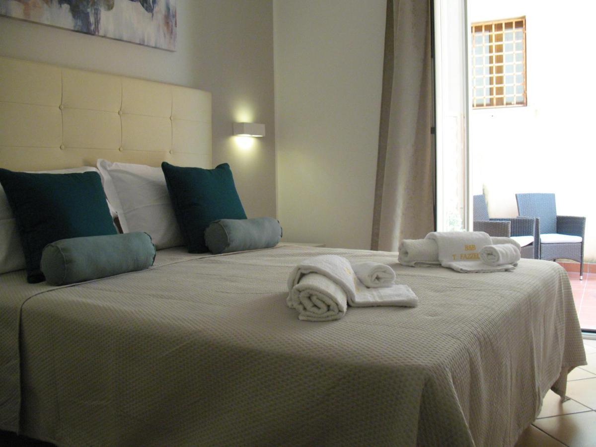 Bed&Bed Tommaso Fazzello Only Rooms Taormine Extérieur photo