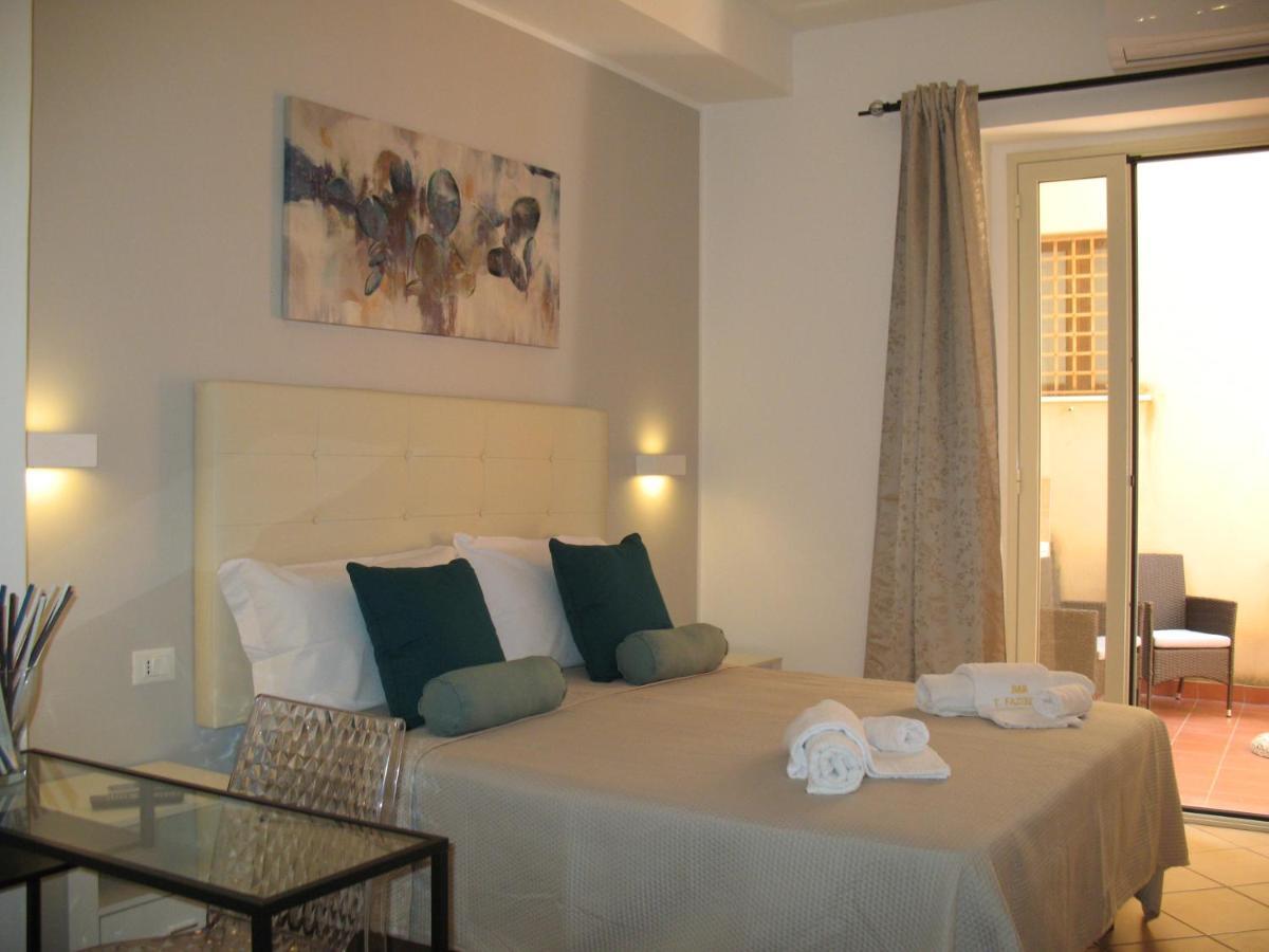 Bed&Bed Tommaso Fazzello Only Rooms Taormine Extérieur photo