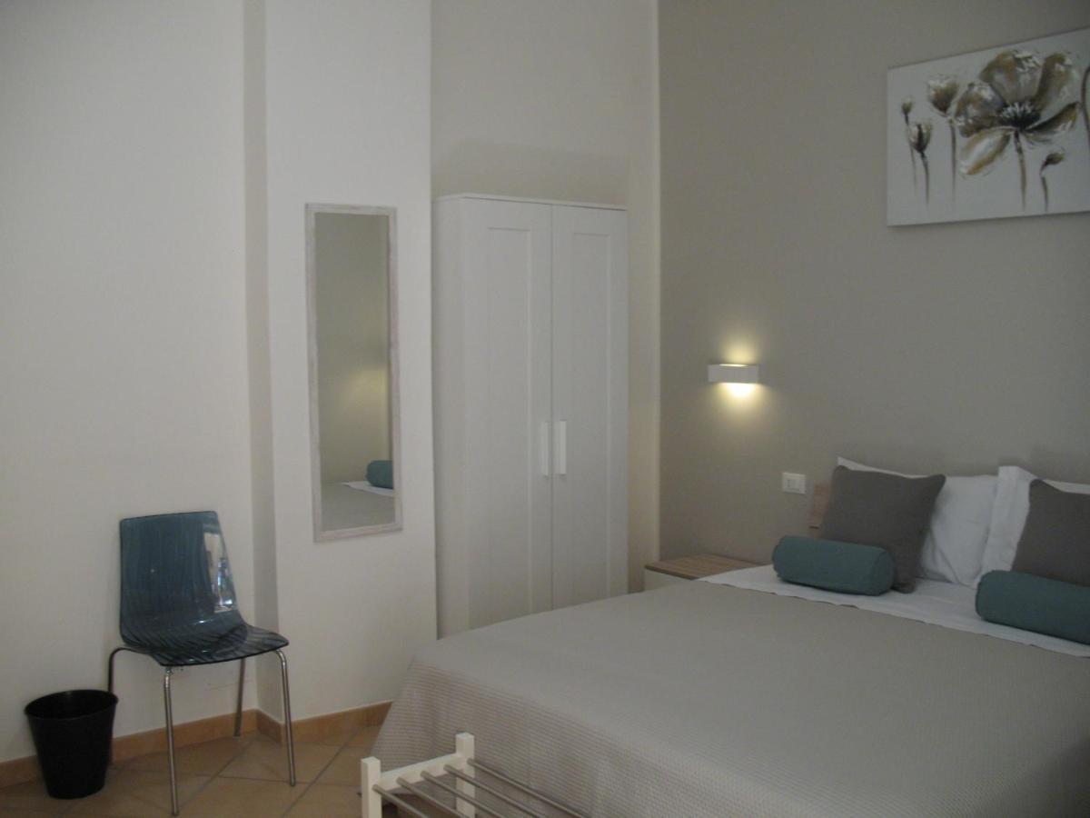 Bed&Bed Tommaso Fazzello Only Rooms Taormine Extérieur photo
