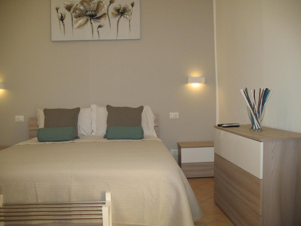 Bed&Bed Tommaso Fazzello Only Rooms Taormine Extérieur photo