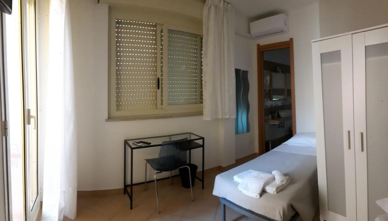 Bed&Bed Tommaso Fazzello Only Rooms Taormine Chambre photo