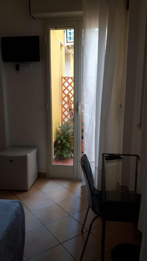 Bed&Bed Tommaso Fazzello Only Rooms Taormine Chambre photo