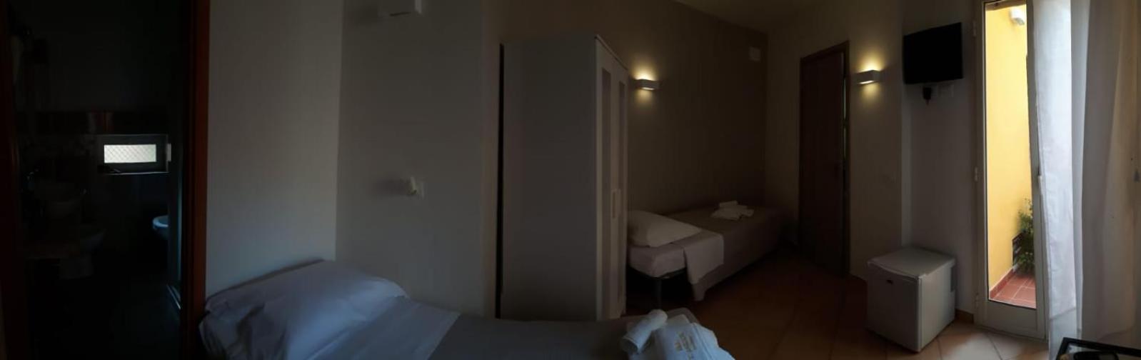 Bed&Bed Tommaso Fazzello Only Rooms Taormine Chambre photo